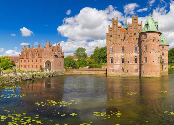 Schloss Egeskov – mittelalterliche Burg auf Fünen